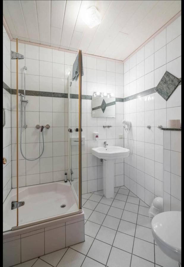 Landhotel Weingut Schulze Freyburg Extérieur photo
